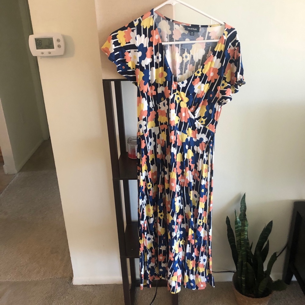Retro Floral Midi dress